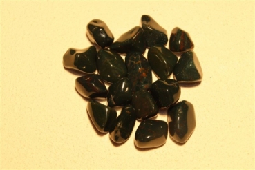 Preview: Heliotrop Trommelsteine Steinwesen im Medizinrad Steinkreis Set