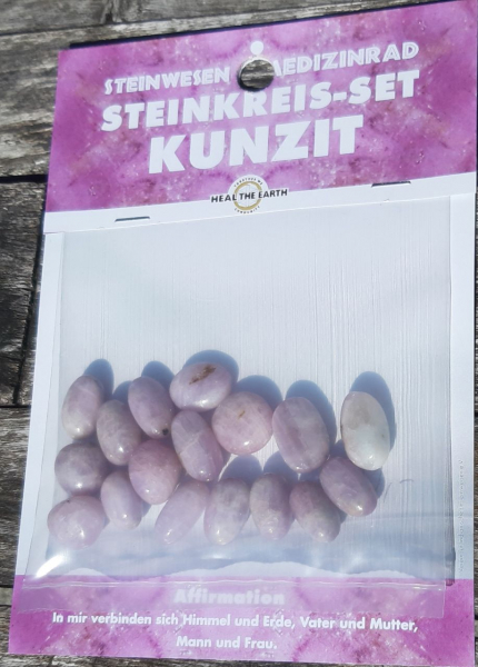 Kunzit Trommelsteine Steinwesen im Medizinrad Steinkreis Set